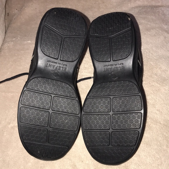 Elefant size 5 black with grey reflective accent sneakers 💕 - Picture 6 of 8